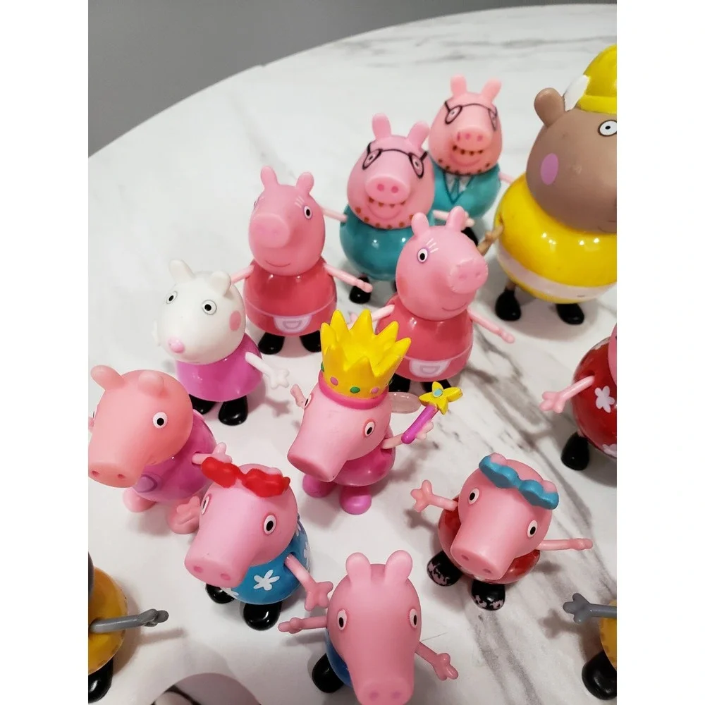 Lot 40+ Peppa Pig Family Friends Figures Bundle Mummy Daddy Grandma George #3